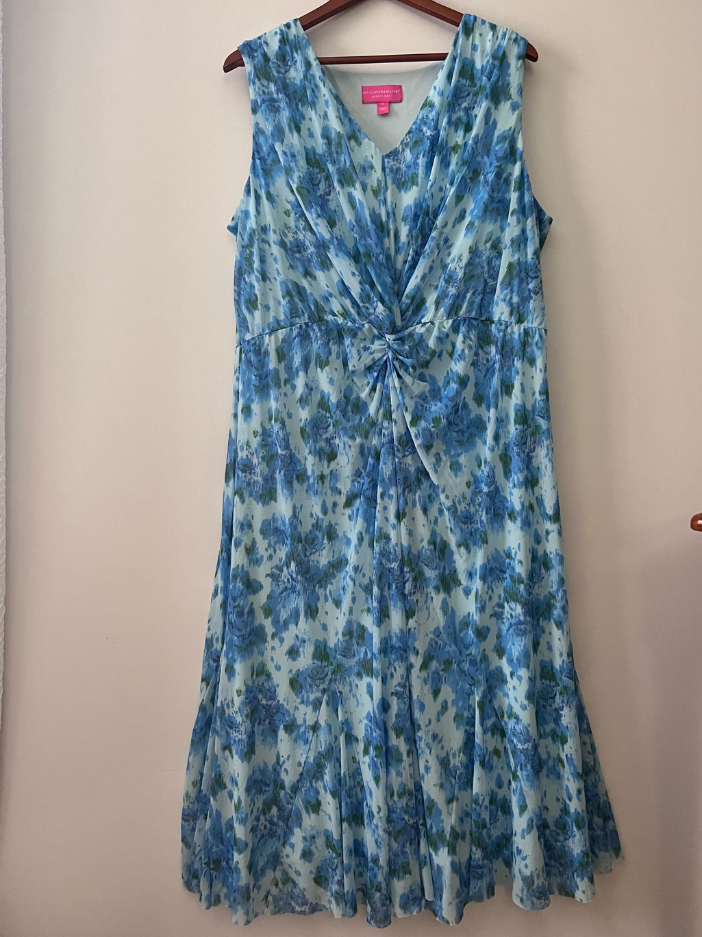 Flowy Blue And Green Floral Midi Dress Isaac Mizrahi